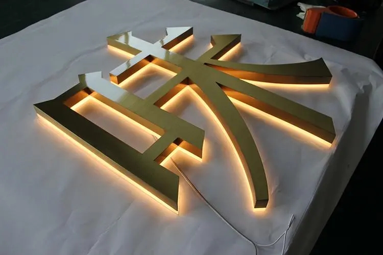 成都广告公司校园标识标牌午夜性爱网址规划的要素有哪些？